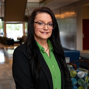 Image for /media/atupsit0/fy26_headshot_donna_web.webp