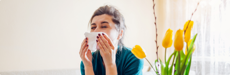Omicron or Seasonal Allergies: How to Tell the Difference